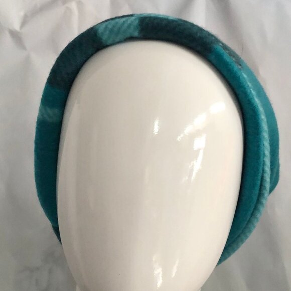 Plaid Fleece Neck Gaiter: Black, White & Red Tartan Scarf - Picture 6 of 8